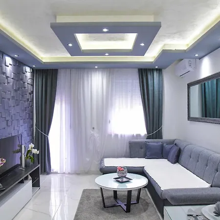 Apartment Nina *